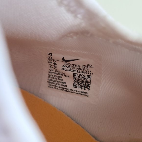 NEW Nike Pole Vault Elite 3 Track Shoes NO SPIKES AA1204-101 Size 12 White